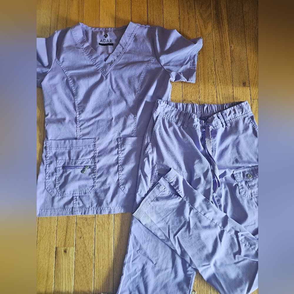 Dusty purple Xs scrub set